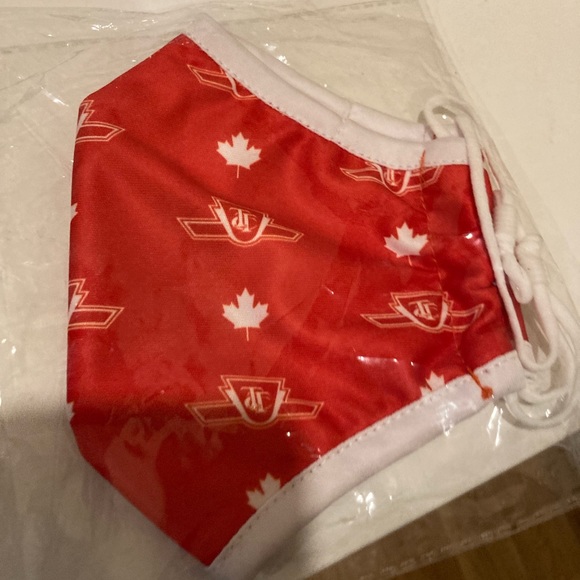 NWOT Toronto Transit Commission face mask - Picture 4 of 4